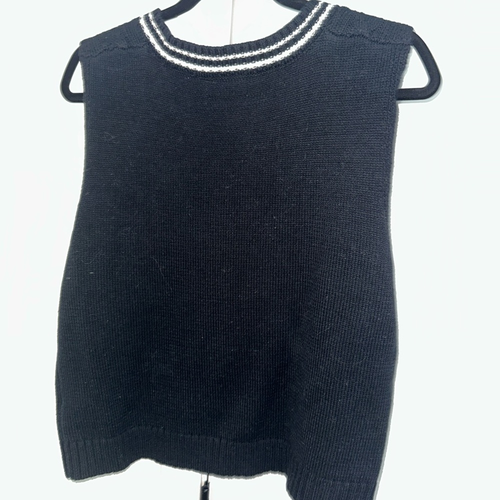 💙 Navy Cable Knit Sweater Vest | Preppy V-Neck with White Trim - Picture 2 of 2